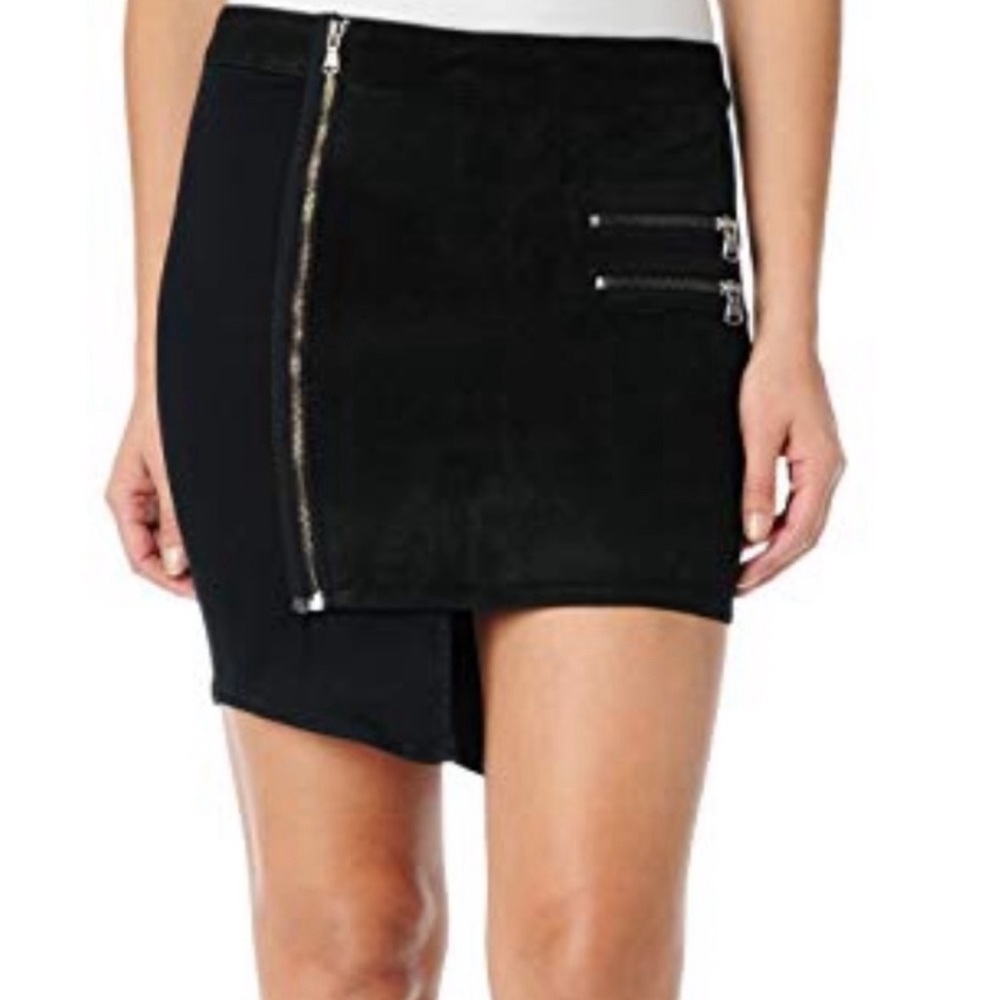 ✨Stunning!✨ Hudson Suede panel asymmetrical skirt